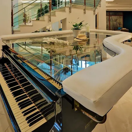 Hotel Mirabelle 4*