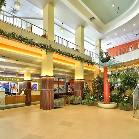 Mirabelle 4* غولدن ساندز