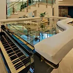 Ξενοδοχείο Mirabelle 4*
