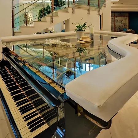 Hotel Mirabelle 4*